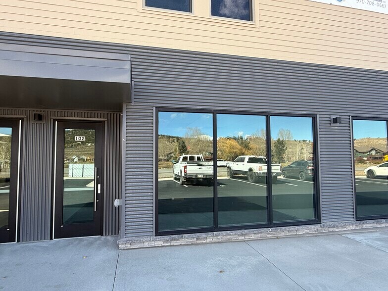 More Photos Of 205 Jasper Pl, Ridgway General Retail For Sale