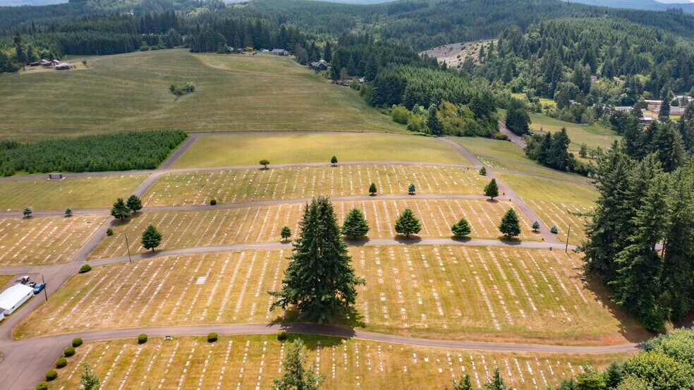 More Photos Of 4901 US-20, Sweet Home Land For Sale