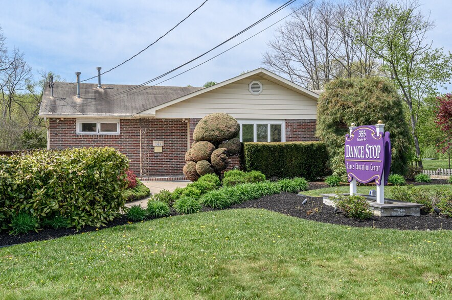 Primary Photo Of 355 Buckelew Ave, Monroe Township Freestanding For Sale