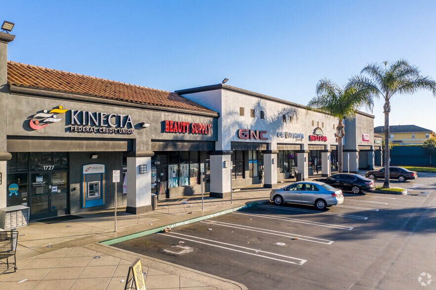 More Photos Of 1735 W Artesia Blvd, Gardena Unknown For Lease