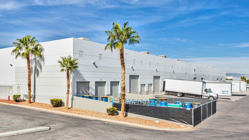 More Photos Of 7650 Dean Martin Dr, Las Vegas Unknown For Lease