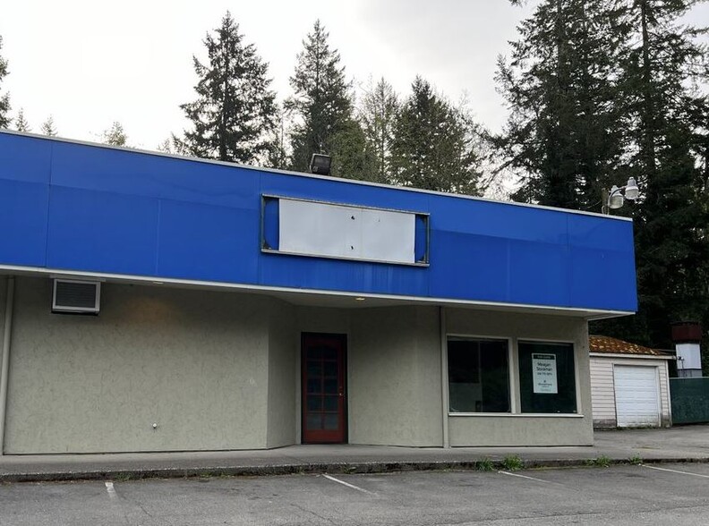 Primary Photo Of 8780 Fletcher Bay Rd NE, Bainbridge Island General Retail For Lease