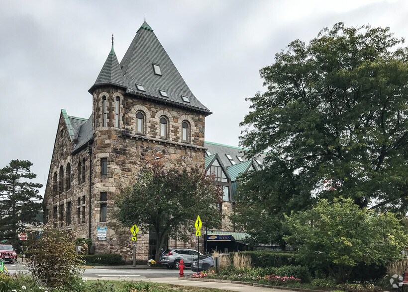 More Photos Of 10 Langley Rd, Newton Office For Sale