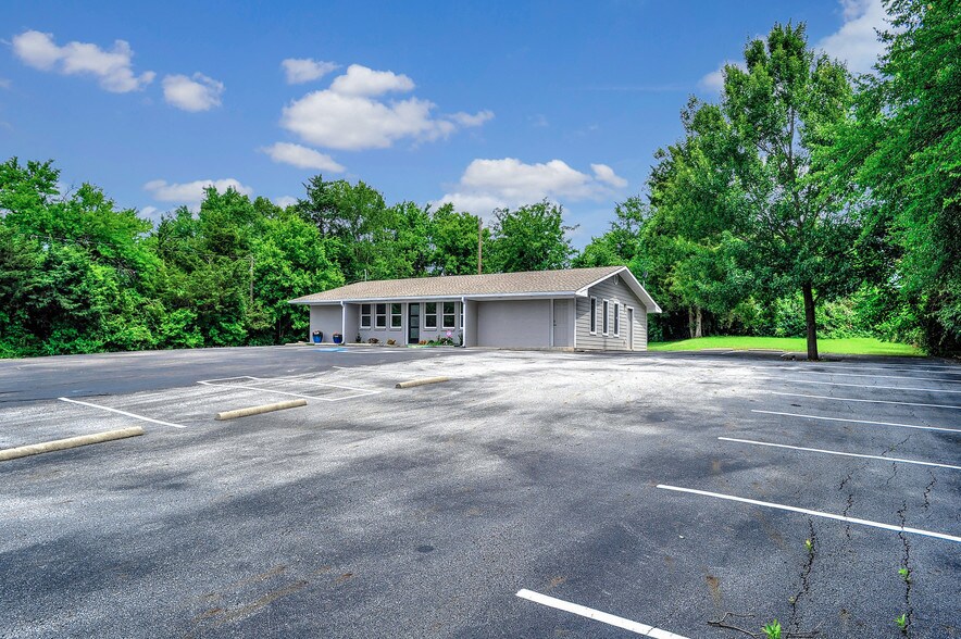 More Photos Of 2527 Fm 691, Denison Medical For Sale