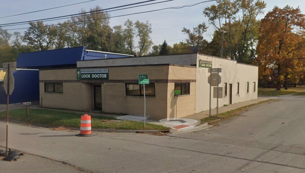 Primary Photo Of 25197 W 8 Mile Rd, Redford Township Warehouse For Sale