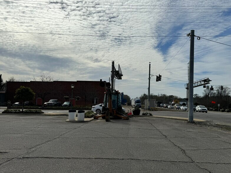 More Photos Of 102 Saint Joseph Ave, Brewton Storefront Retail Residential For Sale