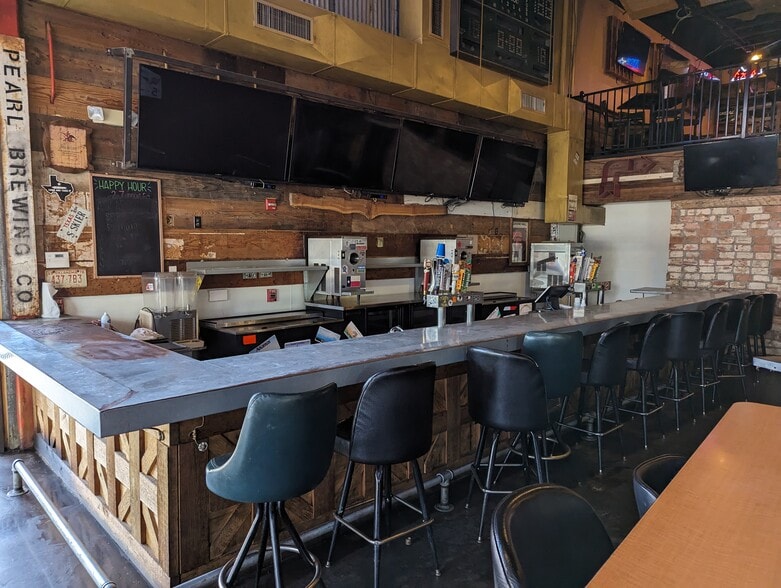 More Photos Of 330 Austin Ave, Waco Apartments For Lease