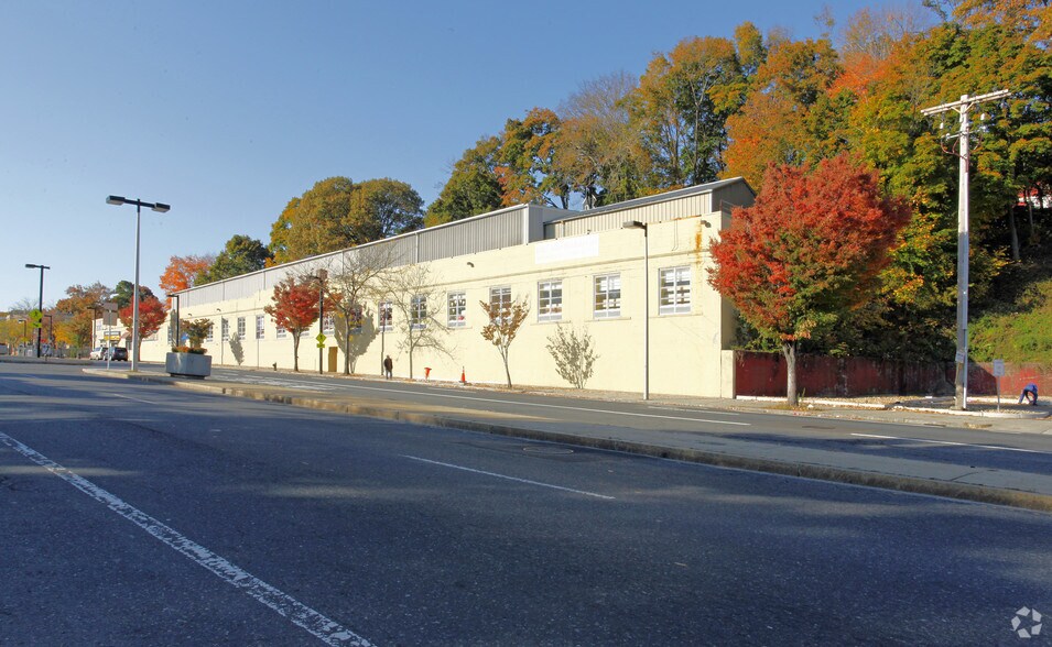 More Photos Of 1261-1299 Blue Hill Ave, Mattapan Freestanding For Lease