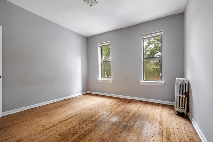 More Photos Of 5501 W Quincy St, Chicago Apartments For Sale