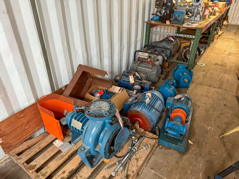More Photos Of 5640 44th Ave S, Clinton Industrial For Sale