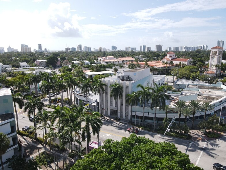 More Photos Of 960 W 41st St, Miami Beach Office Residential For Lease