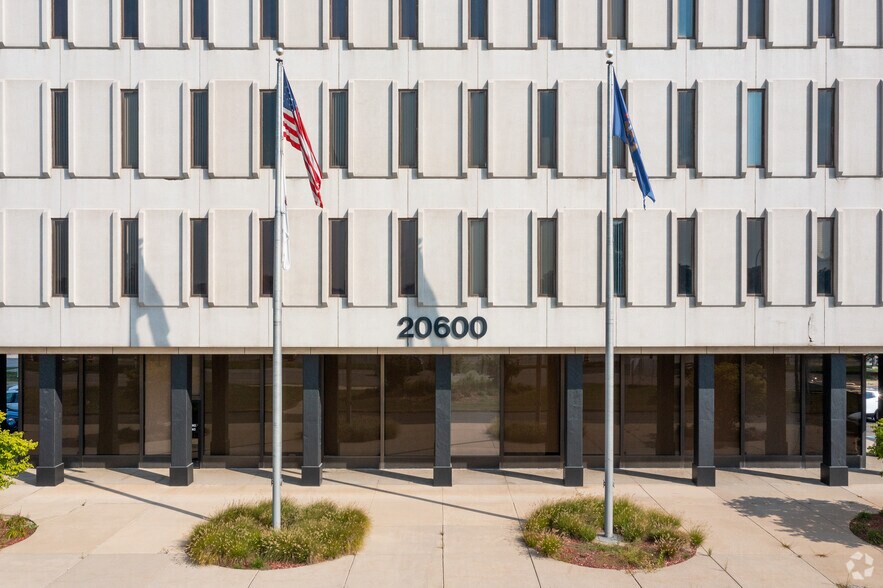 More Photos Of 20600 Eureka Rd, Taylor Office For Sale