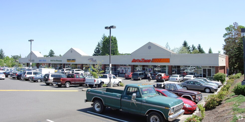 More Photos Of 2910-2970 Commercial St SE, Salem Freestanding For Lease