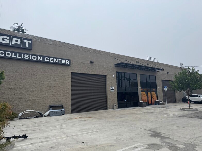 Primary Photo Of 7626 Balboa Blvd, Van Nuys Warehouse For Lease