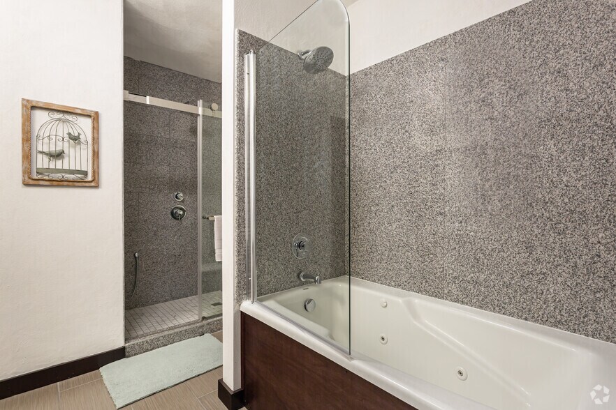 More Photos Of 511 Olive St, Saint Louis Apartments For Sale