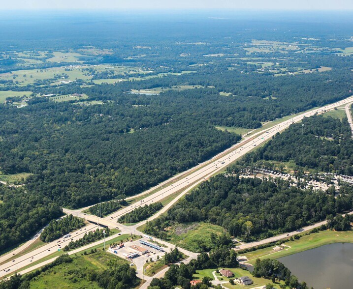 More Photos Of 1002 Interstate 45, Willis Land For Sale