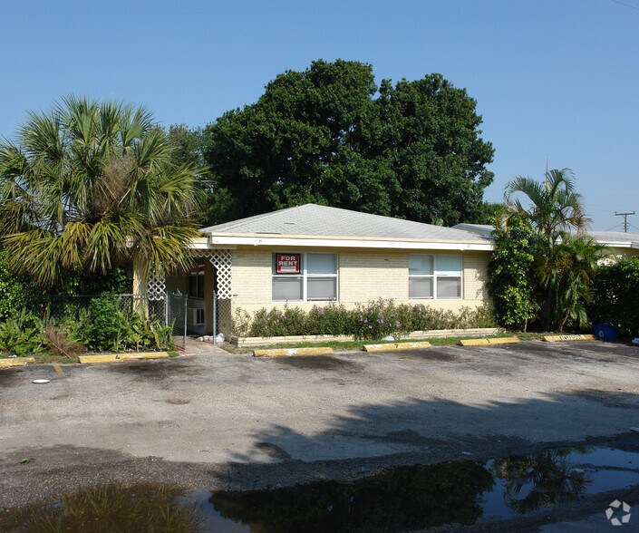 More Photos Of , Fort Lauderdale Unknown For Sale