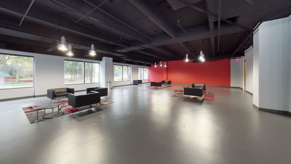 More Photos Of 3200 Windy Hill Rd SE, Atlanta Office For Lease