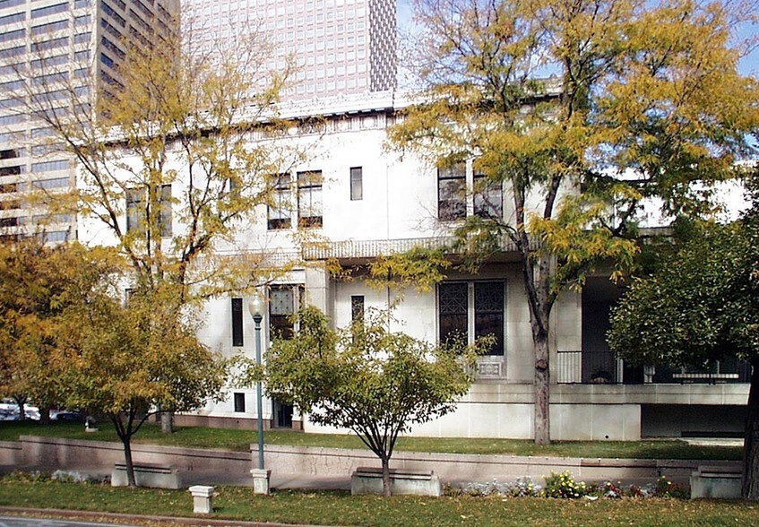 More Photos Of 1600 Sherman St, Denver Office For Sale