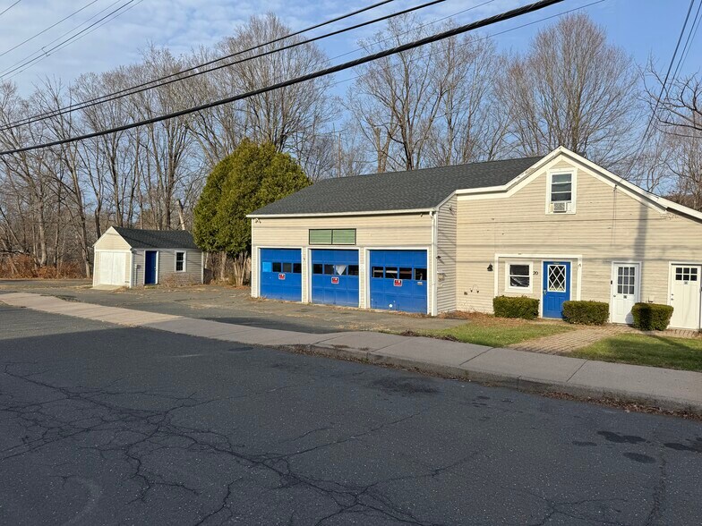 Primary Photo Of 20 Main St, Tariffville Auto Repair For Lease