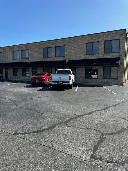 More Photos Of 81 Western Industrial Dr, Cranston Warehouse For Sale