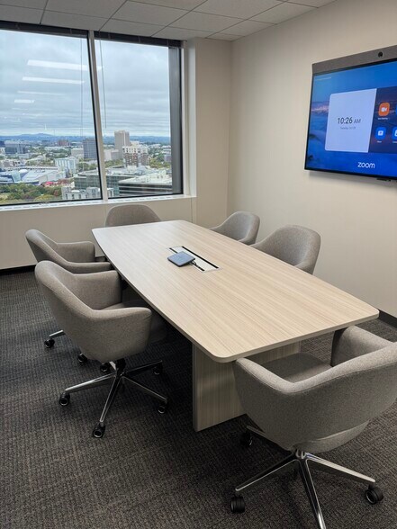 More Photos Of 100 Peachtree St NW, Atlanta Office For Lease