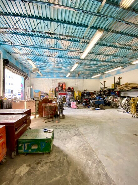 More Photos Of 948 Metropolitan Ave, Brooklyn Manufacturing For Sale