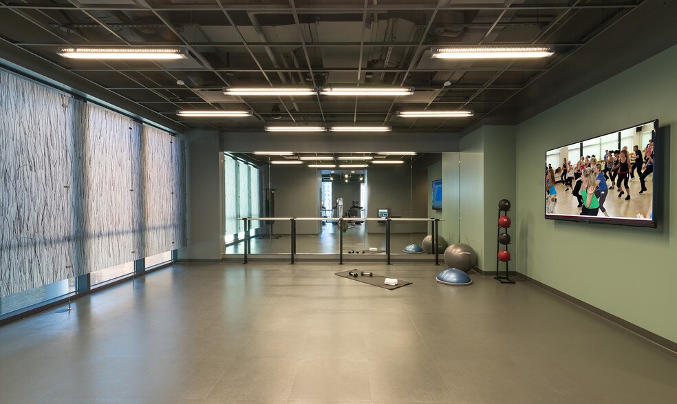 More Photos Of 73 E Lake St, Chicago Apartments For Sale