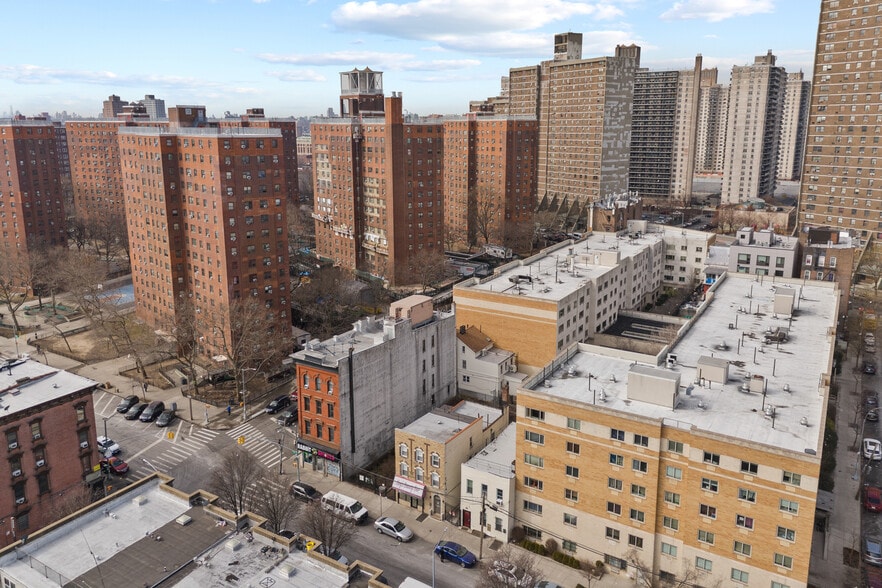 More Photos Of 811 Courtlandt Ave, Bronx Apartments For Sale