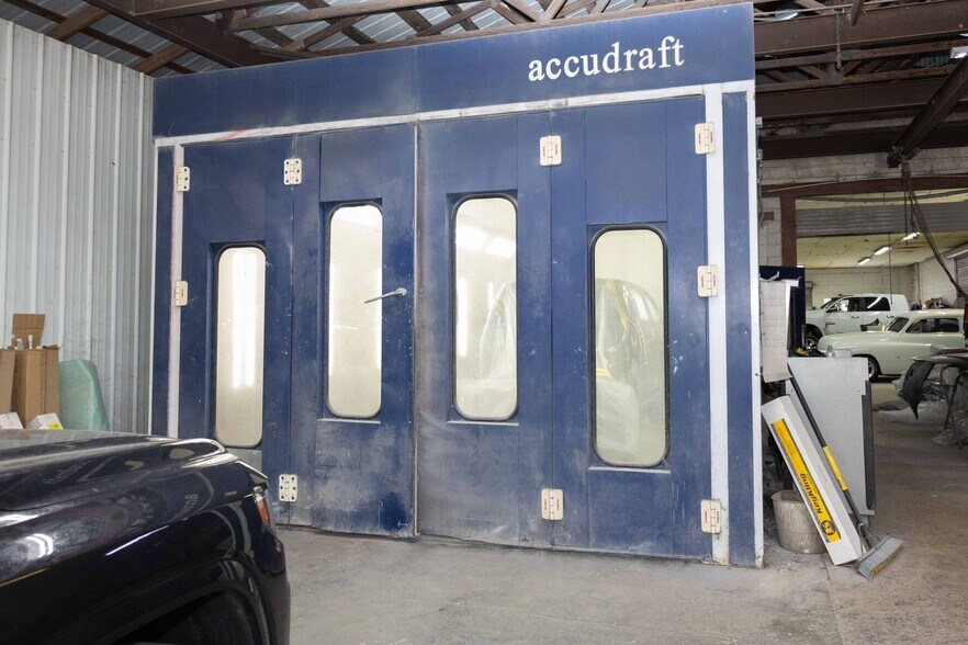 More Photos Of 13508 US HWY 90, Live Oak Industrial For Sale