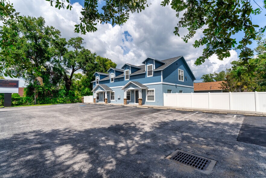 More Photos Of 5001 N Nebraska Ave, Tampa Office For Lease