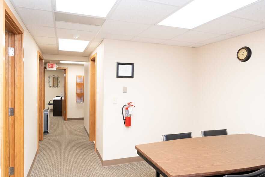 More Photos Of 1548 W Maumee St, Adrian Office For Sale