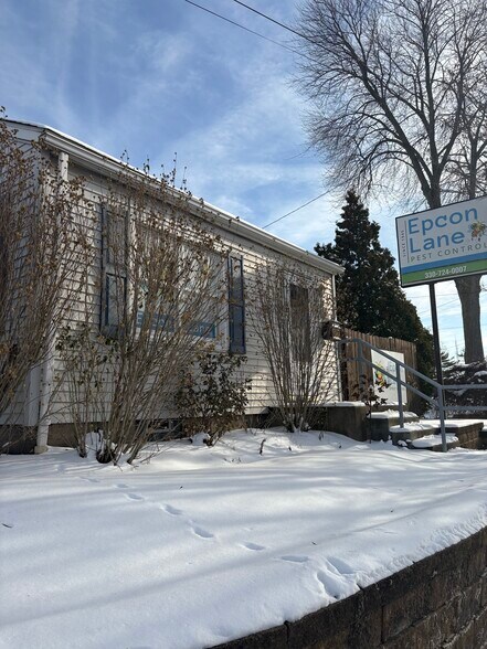 More Photos Of 2055 S Main St, Akron Office For Lease