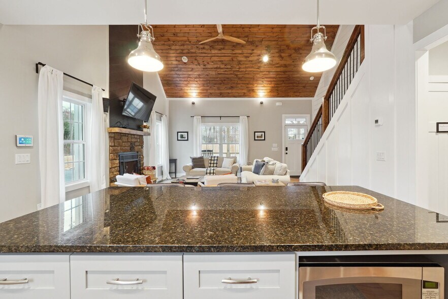 More Photos Of 1300 Preacher Campbell Rd, Clarkesville Multifamily For Sale