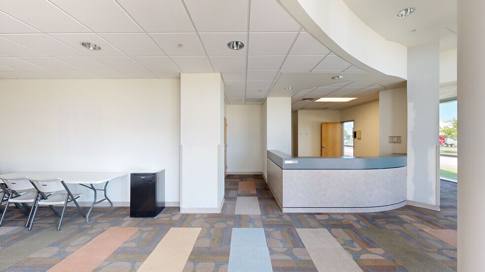 More Photos Of 21-31 Commerce Dr, O'Fallon Unknown For Lease