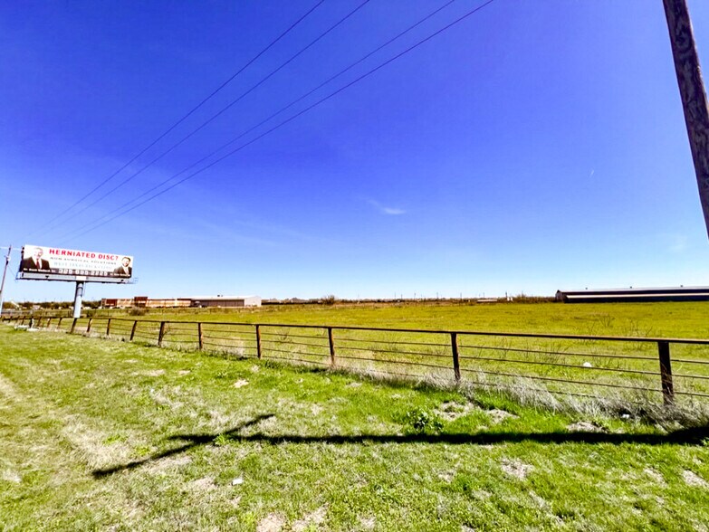 More Photos Of 4901 Eagle Pass Rd, Abilene Warehouse For Sale