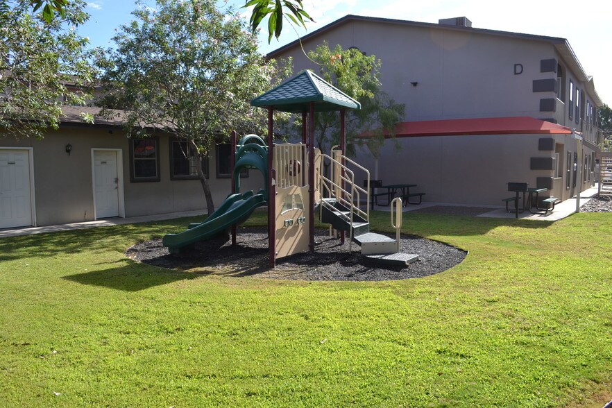More Photos Of 9010 Betel Dr, El Paso Apartments For Sale