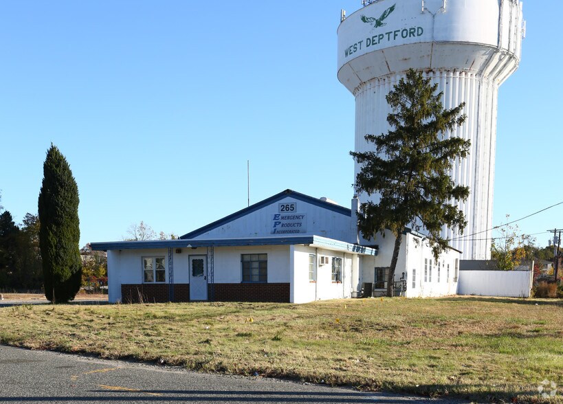 More Photos Of 265 Jessup Rd, West Deptford Warehouse For Lease