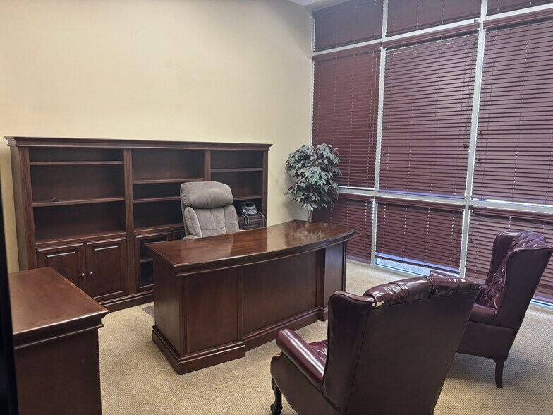 Primary Photo Of 90 S Kyrene Rd, Chandler Office For Lease