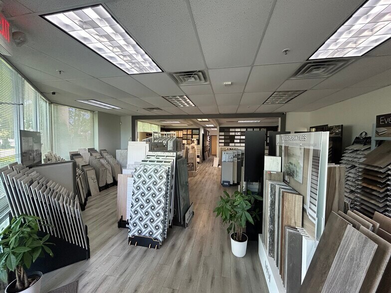 More Photos Of 8500 Morrison Creek Dr, Sacramento Warehouse For Sale