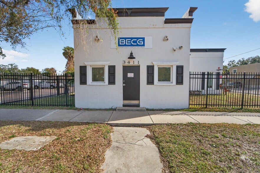 More Photos Of 3411 N 29th St, Tampa Office For Sale