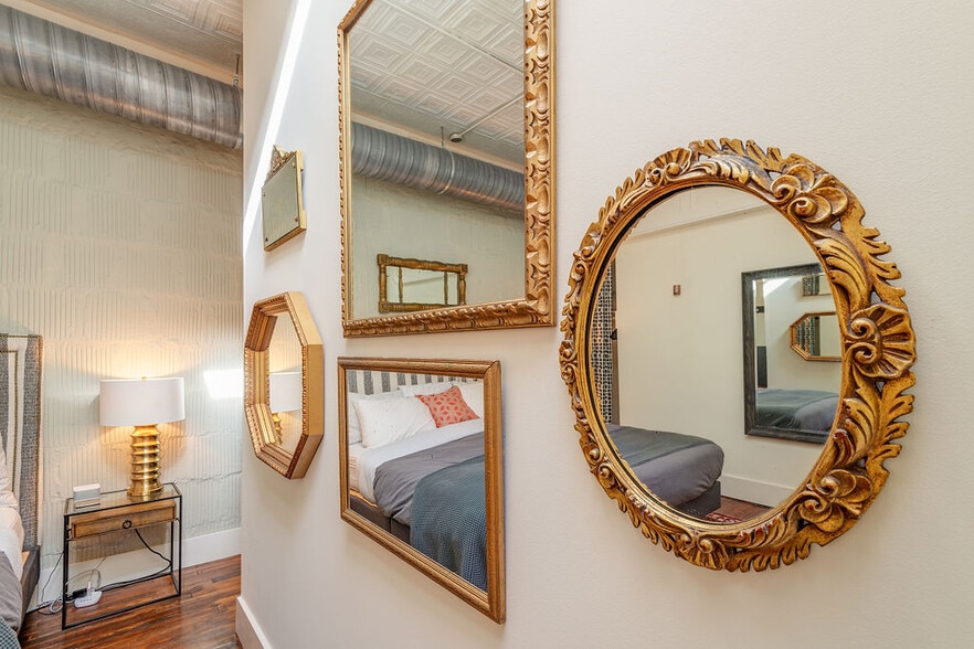 More Photos Of 33 Carolina Ln, Asheville Office For Sale