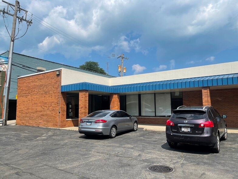 More Photos Of 1754-1768 W Devon Ave, Chicago Unknown For Lease