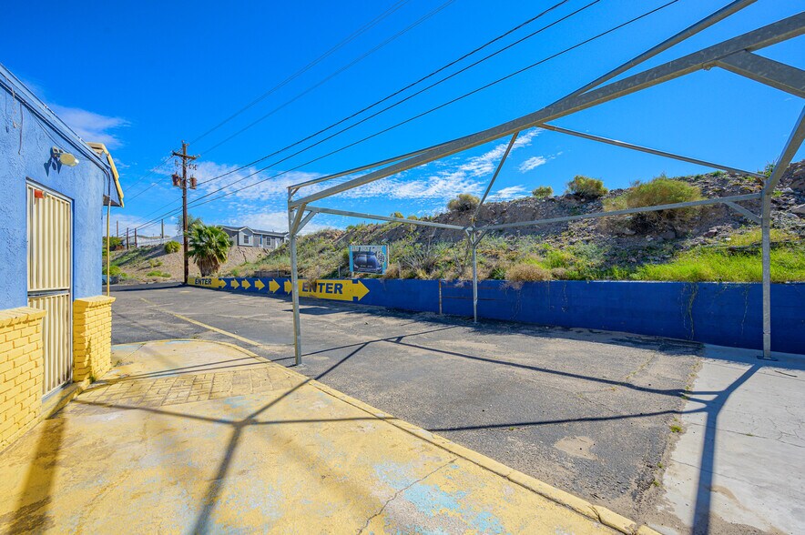 More Photos Of 1770 Highway 95, Bullhead City Specialty For Sale