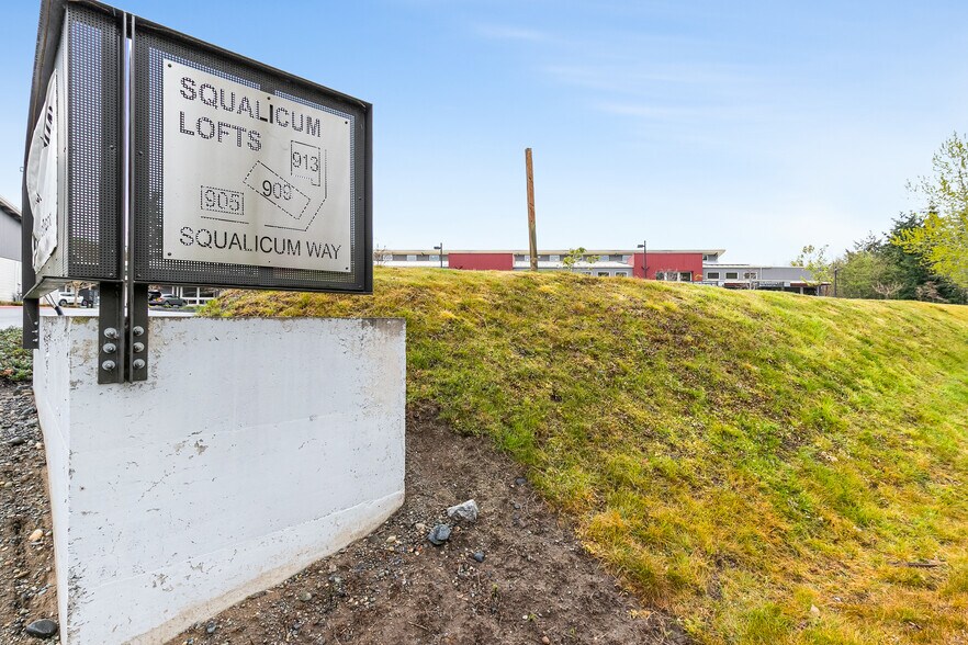 More Photos Of 905 Squalicum Way, Bellingham Flex For Sale