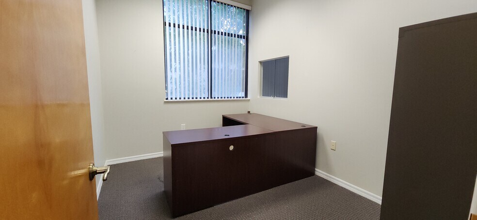 More Photos Of 7910 Summerlin Lakes Dr, Fort Myers Office For Lease