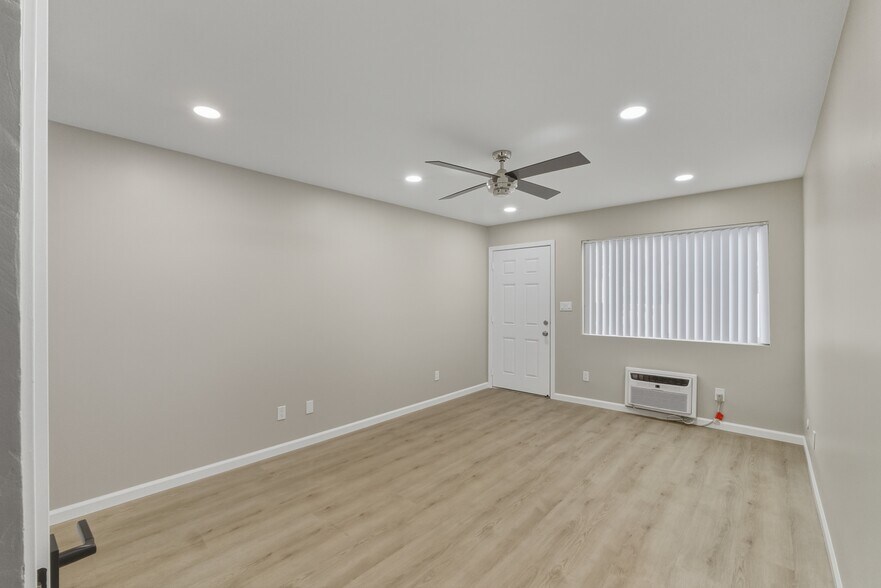 More Photos Of 7125 Waite Dr, La Mesa Apartments For Sale