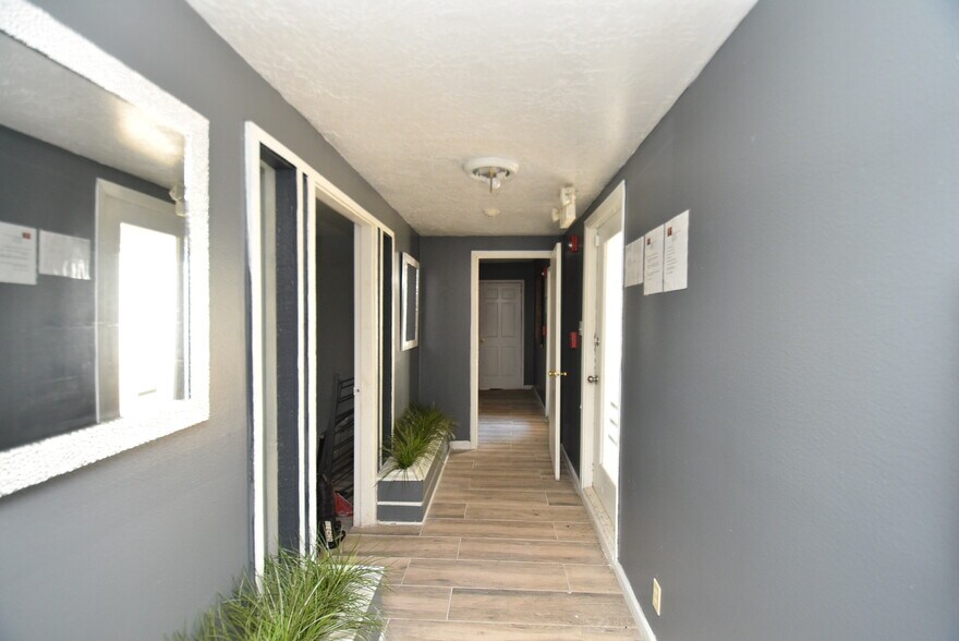 More Photos Of 736 Wilson Rd, Humble Medical For Lease