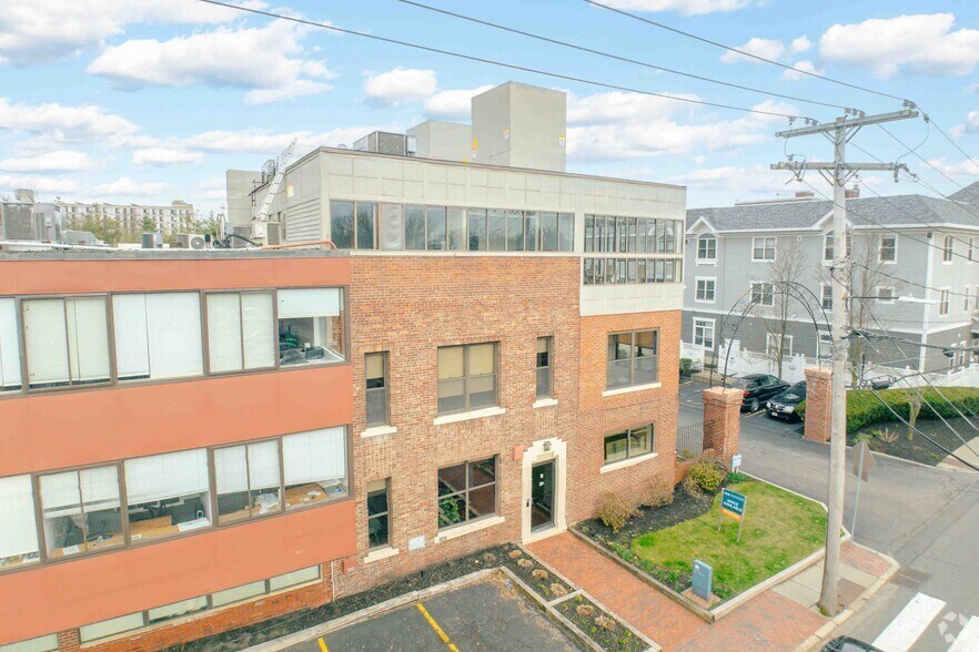 More Photos Of 80-96 Sherman St, Cambridge Loft Creative Space For Lease