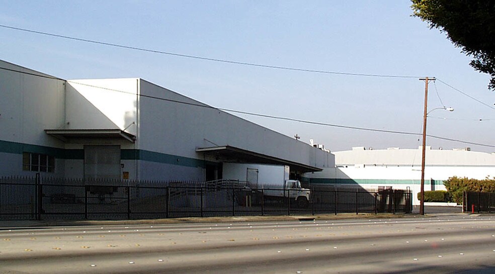 More Photos Of 6541 E Washington Blvd, Commerce Manufacturing For Lease